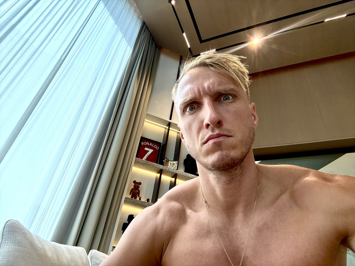 F*CK LEFT!!!! F*CK RIGHT!!!!

THESE ARE CONCEPTS MADE UP TO DIVIDE HUMANS!!!!

WE ARE BROTHERS &amp; SISTERS!!!!!!