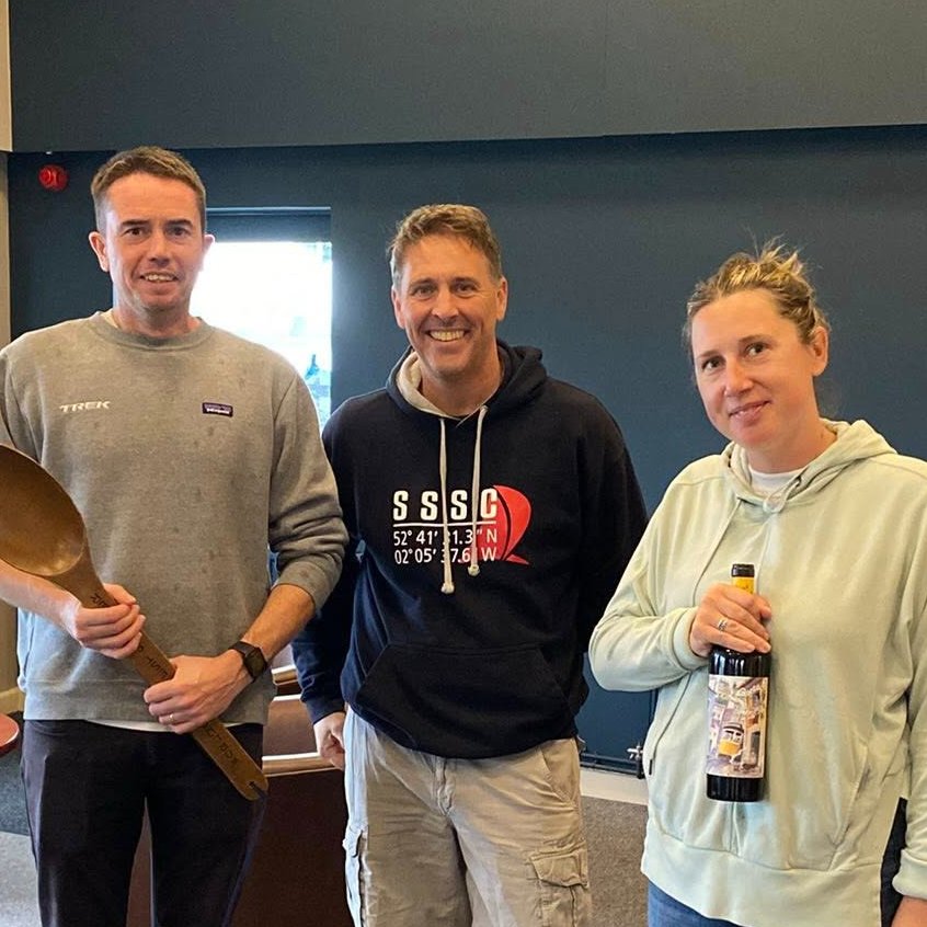 larksailing tweet media