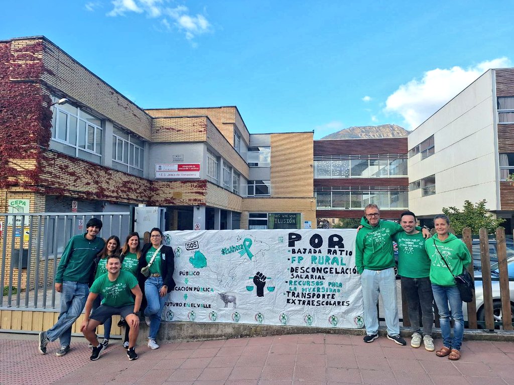 STEC_Cantabria's tweet image. ⌛ Con datos del 50% de los institutos, el seguimiento de la huelga en Enseñanzas Medias es del 45,2 %.
En breves comienzan las concentraciones en Castro, Laredo, Santander y Cabezón.
Y esta tarde, con l@s maestr@s también a Torrelavega (18 h.)
#EsAhora