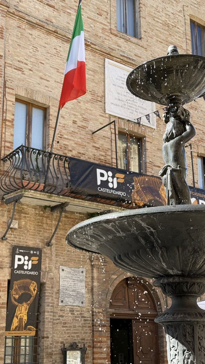 andreoni_max's tweet image. C’è una bella atmosfera in centro
pifcastelfidardo.it @PIFfisarmonica #castelfidardo #marche
