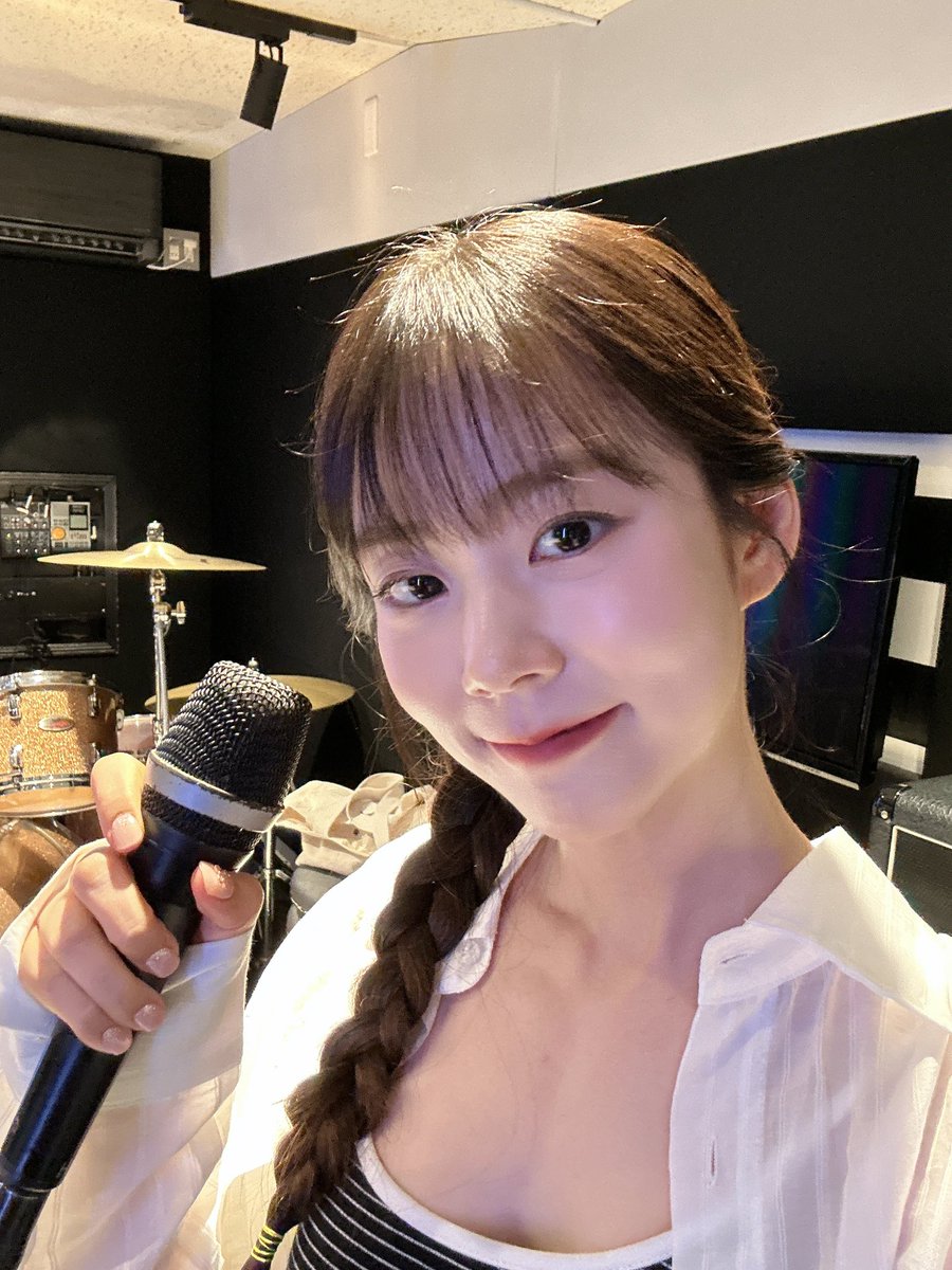 ハンスンヨン直筆サイン入り2Lサイズ写真…Han Seung-Yeon… ハン・スンヨン直筆サイン入り2Lサイズ写真…Han Seung-Yeon…の通販 by