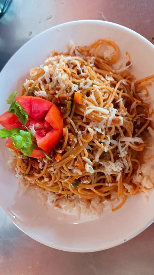 AuleCafe256's tweet photo. Spaghetti  Bolognese 😋
Delicious to the taste

Order with us on 
0773 850797
0700 882080
0775 129193 @AuleCafe256 
📍Naalya Total 2nd Floor
Opposite Quality Supermarket https://t.co/EiBZzpbGqj