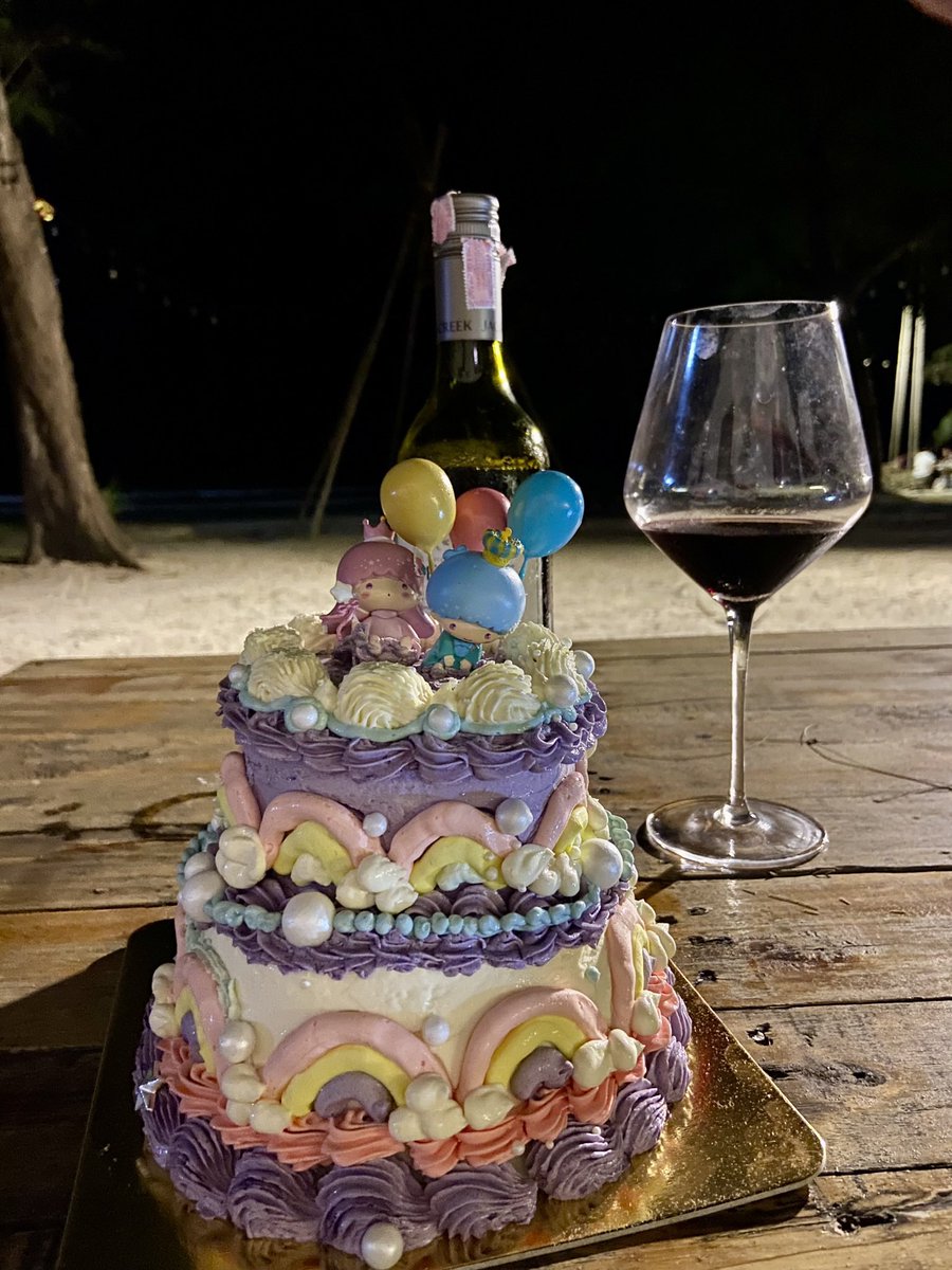 ufa1209's tweet photo. HBDTOME🎂 https://t.co/JlVg33v5gb