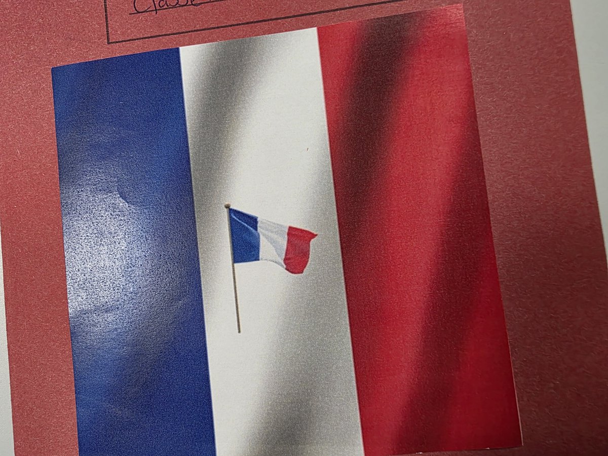 WesthoughtonHS's tweet image. Excellent flag home learning from Maya A, Jack B, Brandon P and Lacey F in Year 7! Bravo!  👏📖🙌🇫🇷🇫🇷🇫🇷
#Wowwork
#Neverstoplearning
#MFL
#WHSMFL
#French