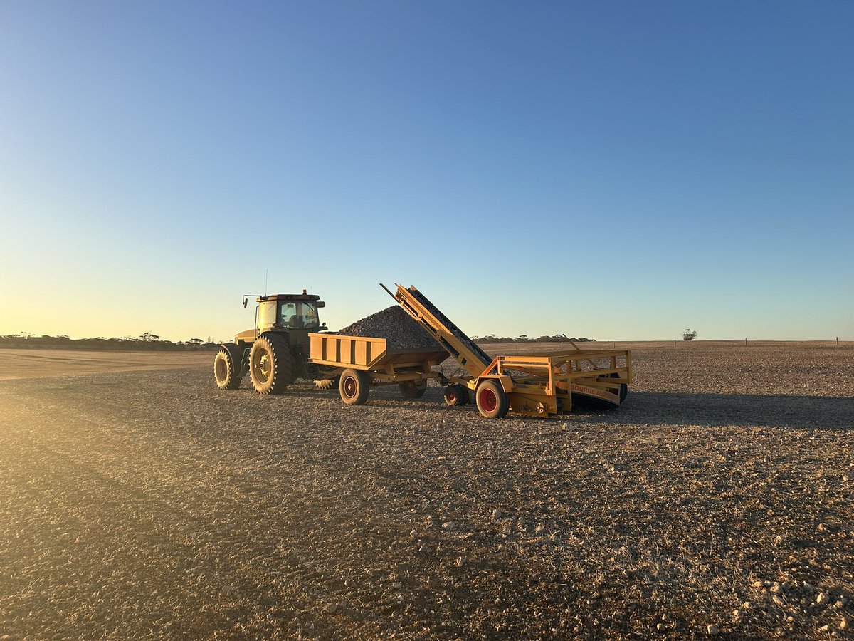 Edward Linke tweet media