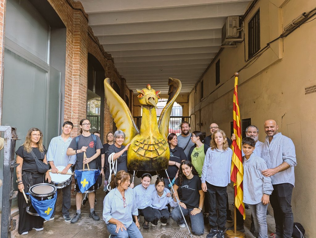 Hem hagut de suspendre "El Toc de les 12" amb el que commemorem la Diada Nacional de Catalunya, plou al #Poblenou #11setembre2025