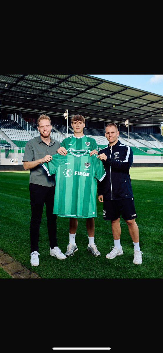 BouweF21 tweet media