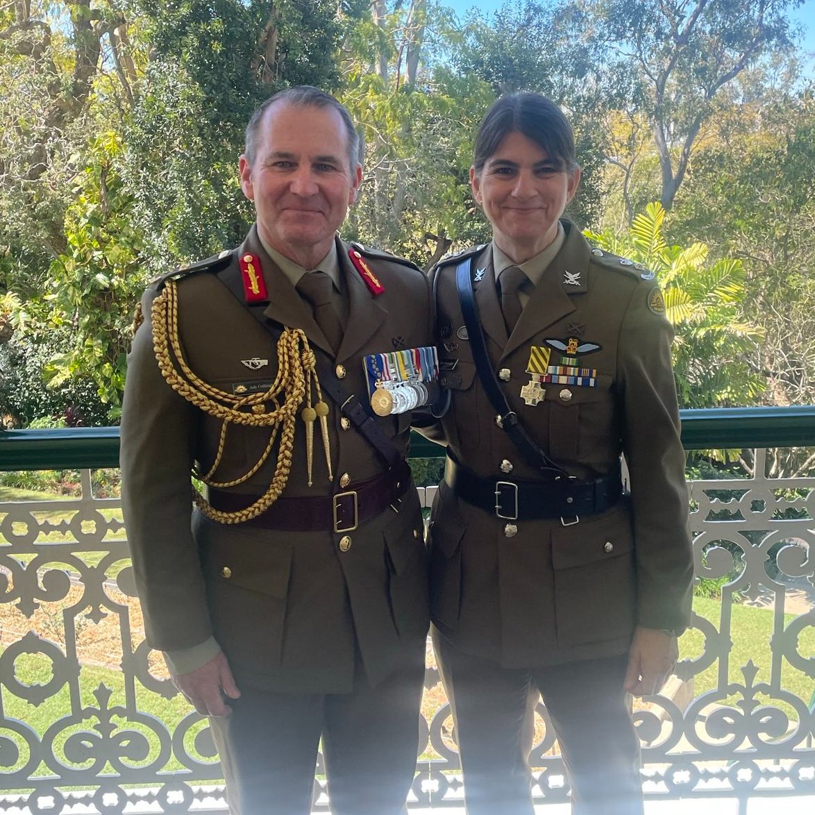 Wonderful to witness my Duntroon classmate, Susana Fernandez, CSC, invested with a Conspicuous Service Cross at Government House Queensland this morning. 

Congratulations Sana - the Class of 96 continues to excel, both in and out of uniform. #YourADF