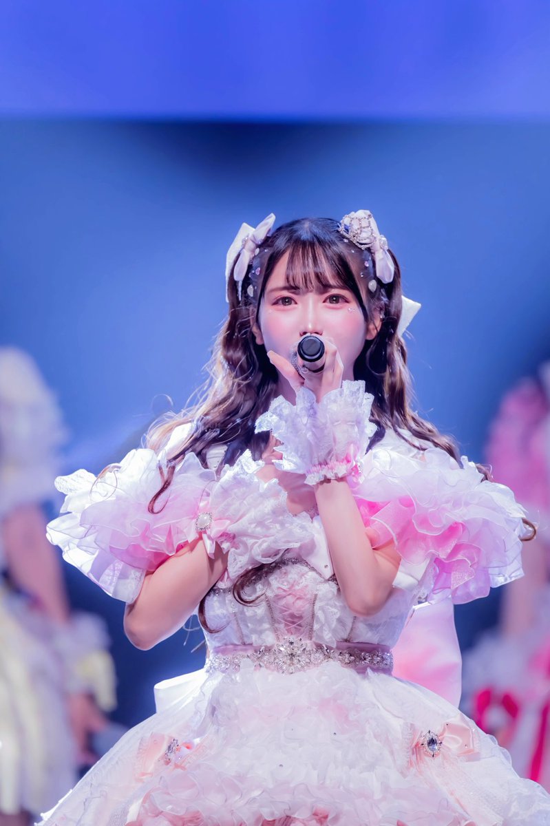rika_misuzu's tweet photo. 卒業ライブとっても幸せな時間になりました

4年間たくさんの愛を本当に本当に
ありがとうございました（ ;  ; ）
みんなのことが大好きです♡

それでは以上、CAL&amp;RESの美鈴りかでした https://t.co/GiZwf52M3P