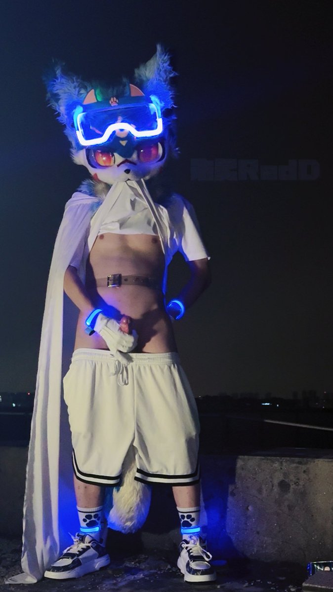 朱炙𝕽𝖊𝖉𝕯 tweet media