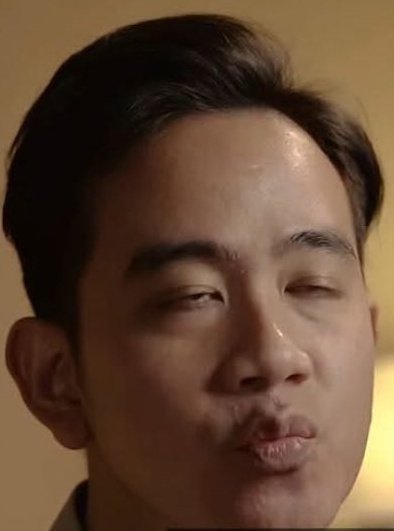 kyfiyanda's tweet image. MINDI PIKI GIYING, TIDIR BIRING PILIHIN TIRINI