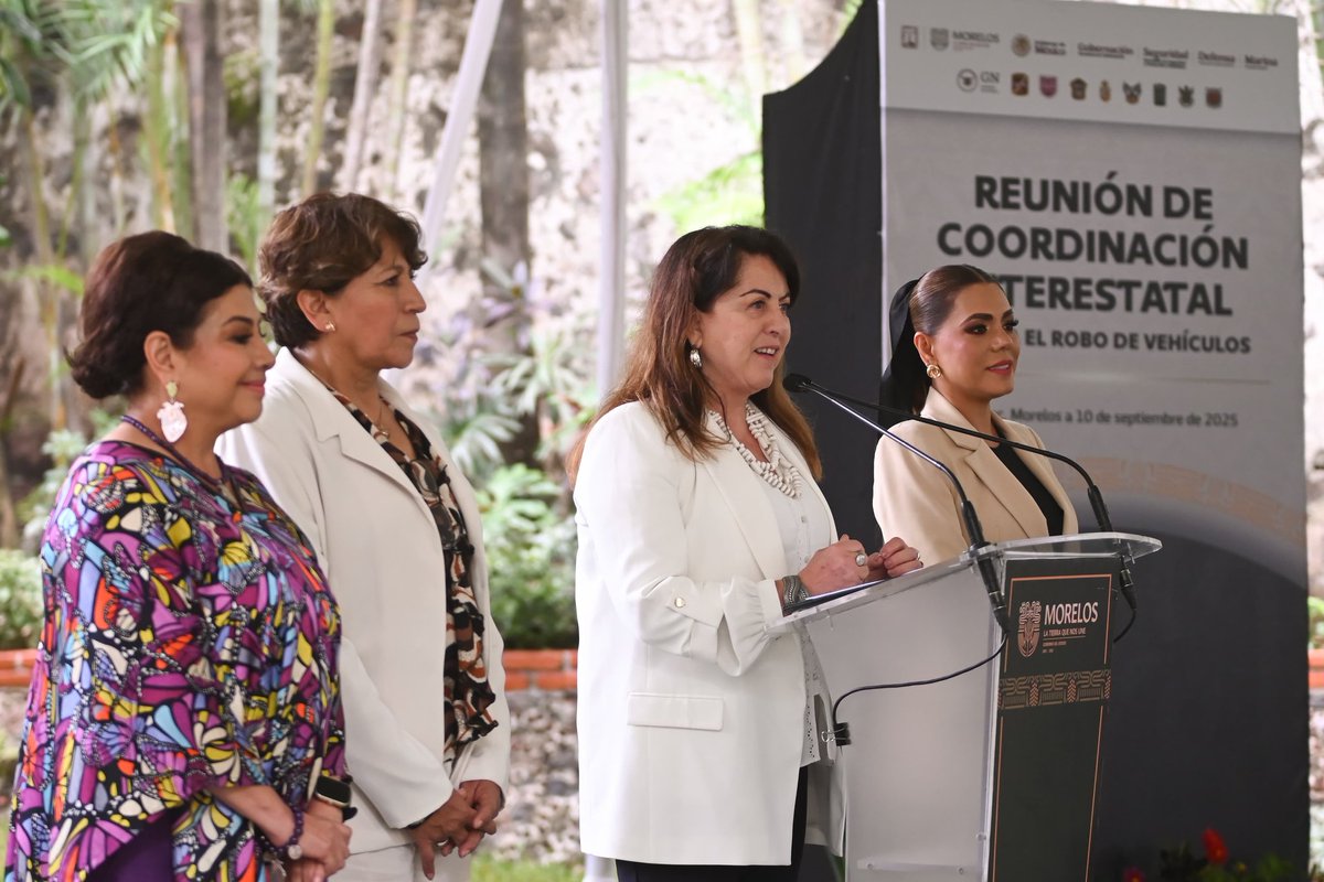 L@s gobernadores D @Morelos Ciudad D México, Estado D México, Hidalgo, Puebla, Tlaxcala, Guerrero, y Querétaro, presumieron reducción en el delito D robo D vehículo, tras la reunión interestatal D coordinación, realizada en Jiutepec, dónde revesaron estrategias conjuntas D Seg.