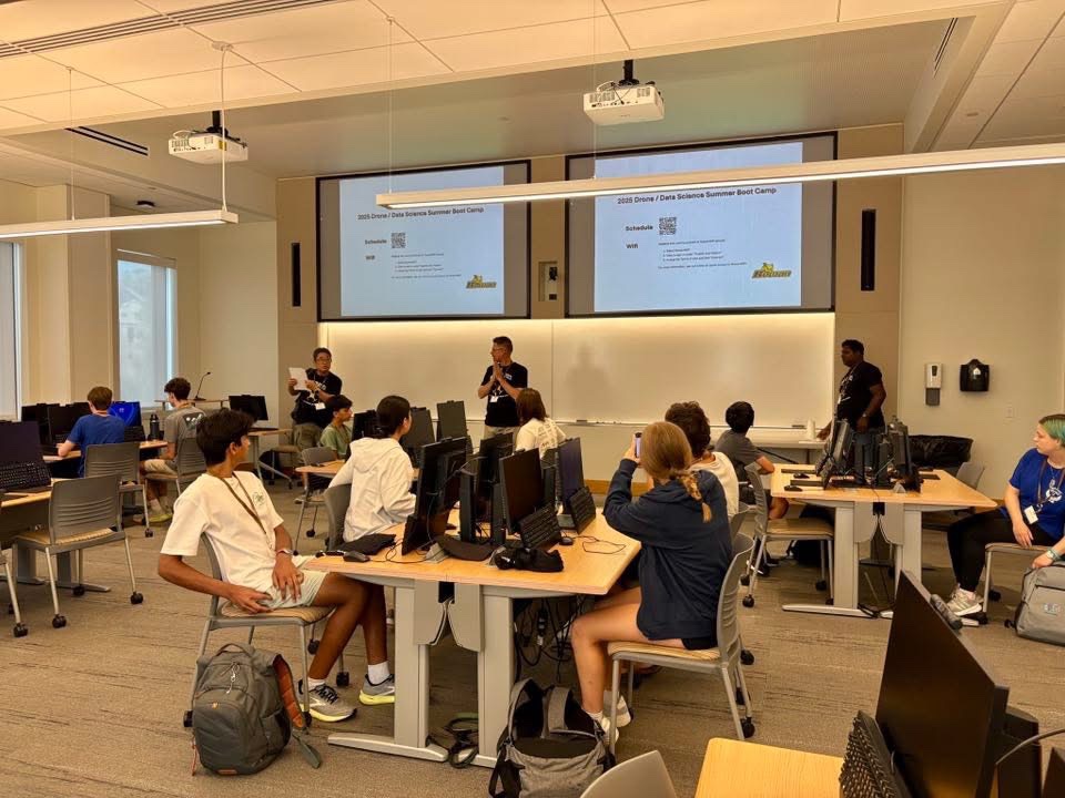 RowanMath's tweet image. #TBThursday  Looking back on some great times had at our first-ever Drone/Data Science Bootcamp. These young AI Detectives learned Introduction to Machine Learning, Large Language Models, and more! We can’t wait to see how this camp expands next year! 🦉

#RowanMathematics
