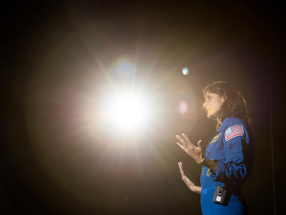 🚀 We are thrilled to announce our keynote speaker for this year’s Women’s Leadership Breakfast is NASA Astronaut and Boston native, Sunita (Suni) Williams! 

Don't miss out! Register today to join us on November 5 at the link below🌟support.cityyear.org/event/city-yea…