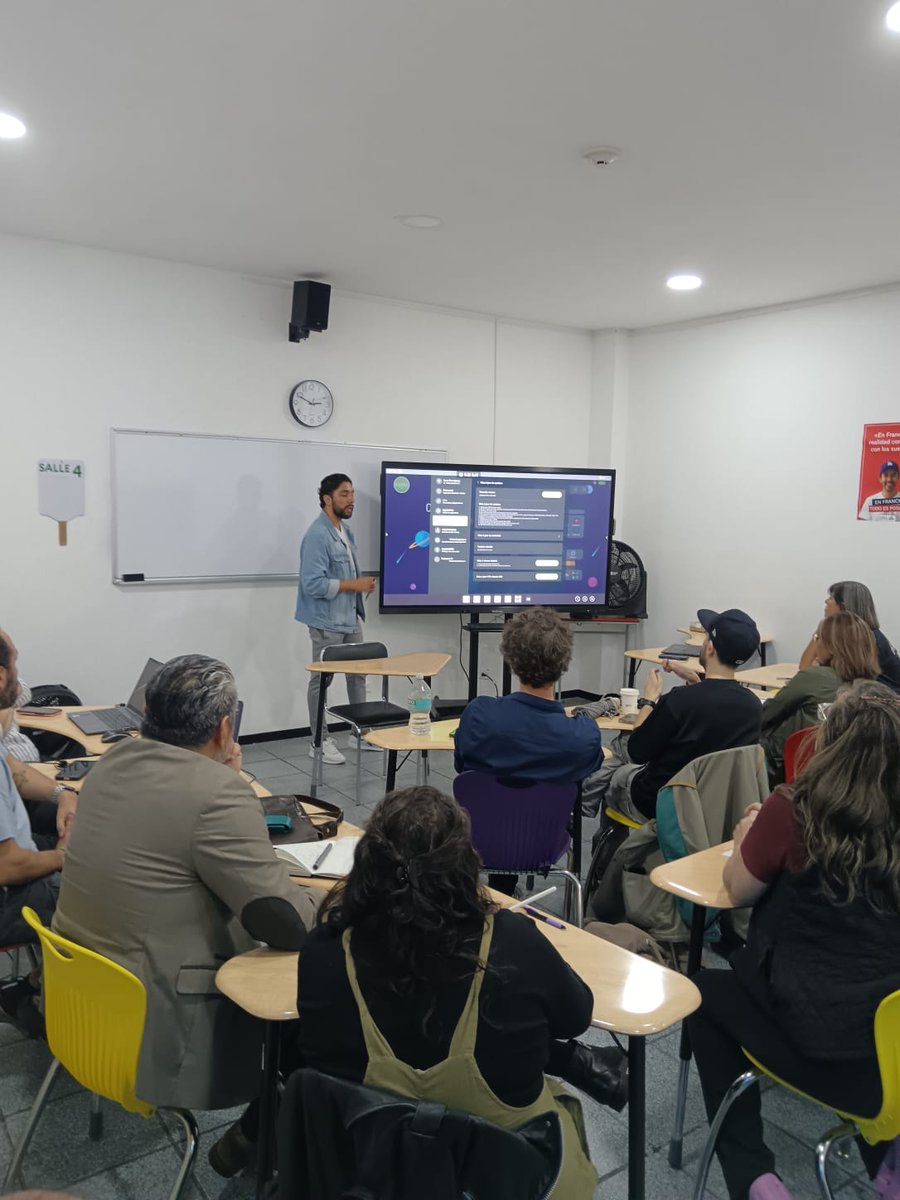 LatintelMX's tweet image. Capacitación IFAL con @OneScreen_LATAM 

#Capacitacion #OneScreen #pantallasinteligentes #pantallasinteractivas #PizarraInteractiva