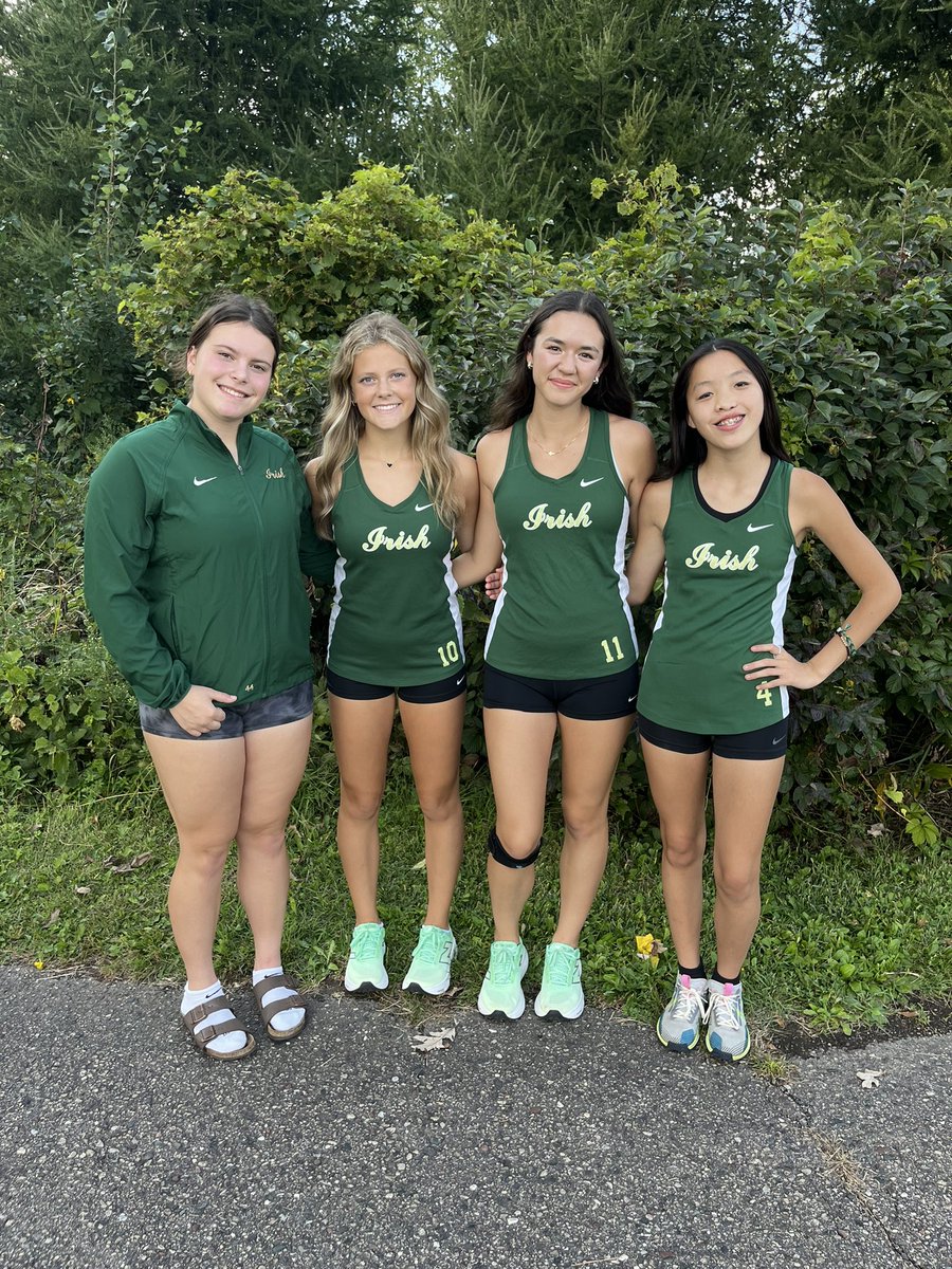 Rosemount Girls T&F/CC tweet media