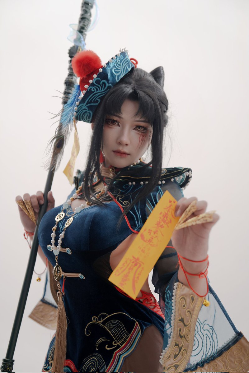 杭州啊，杭州是一座很温暖的城市哦（）
去杭州拍的这套，嘻嘻
#cos