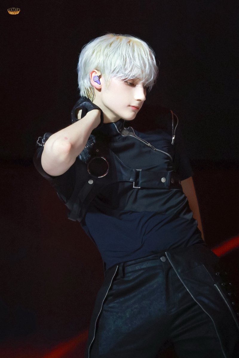 Eggtart0814's tweet photo. 250823

🔥

#휴닝카이  #HUENINGKAI  #ヒュニンカイ
#투모로우바이투게더  #TXT 
#TOMORROW_X_TOGETHER https://t.co/7vEH7TxdTU