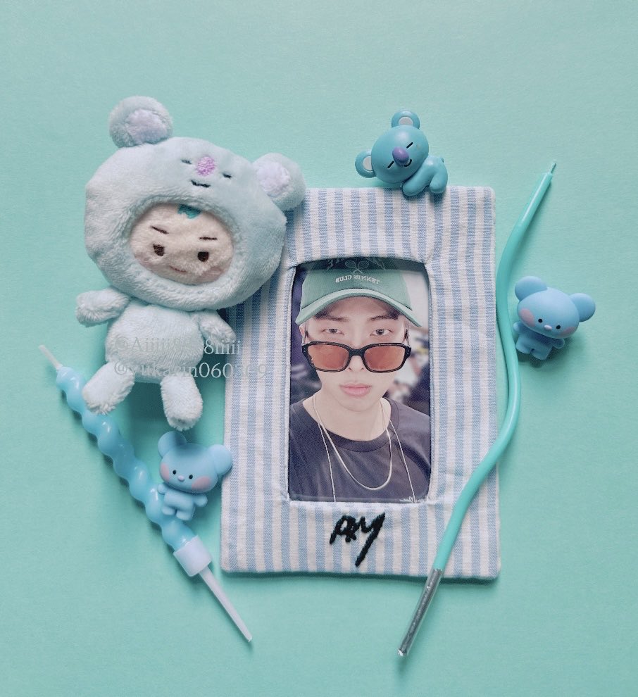 💙Happy RM Day🩵

🛋️🦋👖🐳🧢🪼🐳🫐🛝🪁🛋️

#WithU_RM_Day
#happybrithdaynamjoon
#rm #bt21 #koya #intheseom