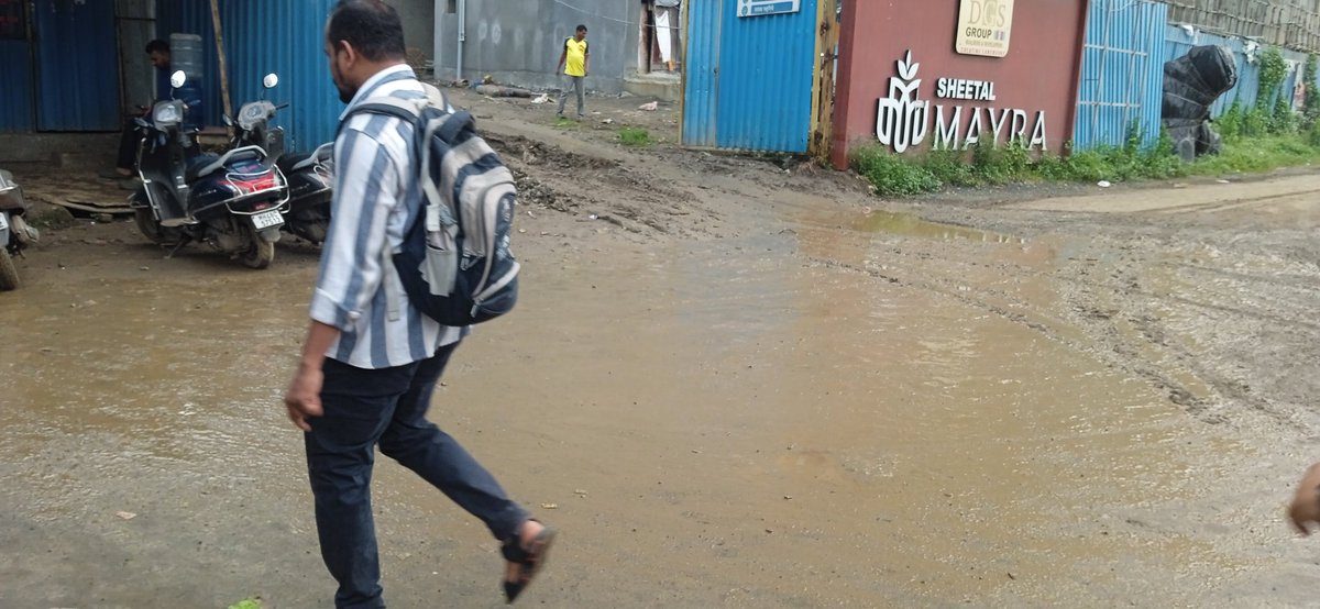 sunitgamre's tweet photo. @vvcmc_official This is how the people are suffering for last 2weeks https://t.co/kHv8e6NaW0