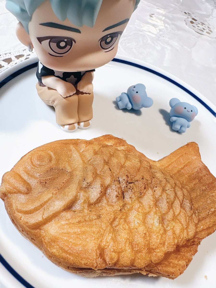 Chx_otwt's tweet photo. 一緒に食べますよー🎂 https://t.co/KEzS2bYiv1