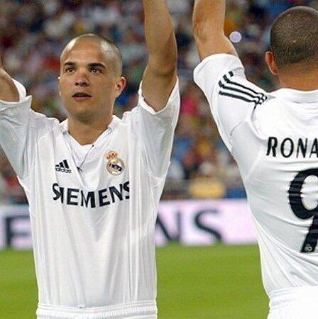 La carrera de Santiago en el Madrid fue más real que la del Chicharito 🤷‍♂️🤷‍♂️ él si jugó al lado del verdadero Ronaldo