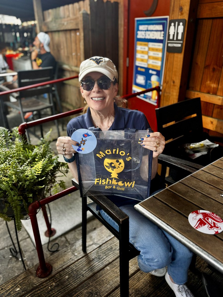 It’s that time!!! 
We’re starting things off TONIGHT ⬇️
4-6pm we will be hosting a <a href="/NewTrailBrewing/">NewTrailBrewing</a> beer + merch takeover 🍻
6-8 <a href="/OwenSchmitt35/">Owen Schmitt</a>, the RUNAWY BEER TRUCK himself will be pouring up his collab with Berkeley Springs Brewing Co.
We’ll see you here 😎