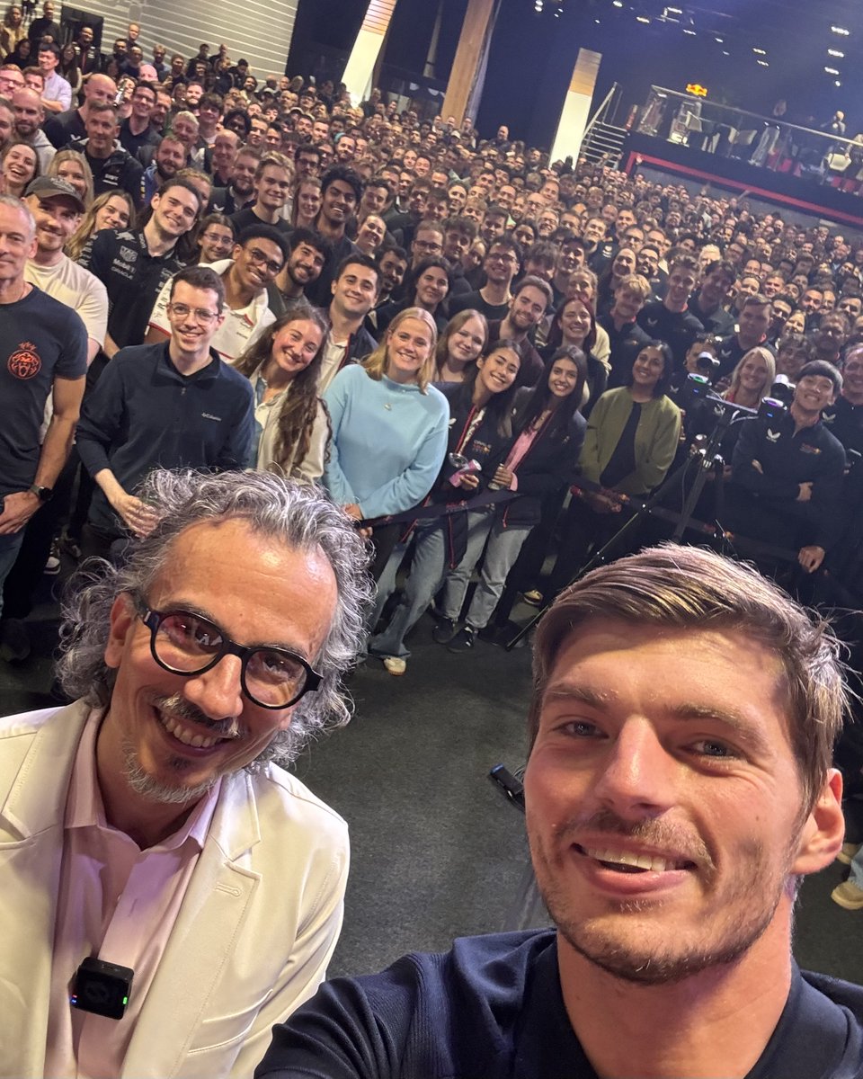 redbullracing's tweet photo. Debriefing Monza with Max 🥰

#F1 || #RedBullRacing https://t.co/1OMSdpBpIh