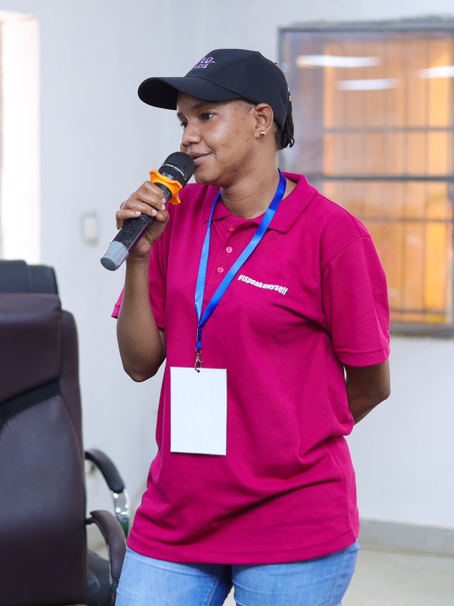 Au camp She lead, j'ai animé un master class sur l'indispensable confiance en soi qui permet d'avancer sereinement.  Ensemble,  renforçons l'engagement des femmes au service du Dév #Mali <a href="/MichelSidibe/">Michel Sidibé</a> <a href="/GoitaAssimi/">Général d'Armée Assimi GOITA</a> <a href="/AbdoulayeDiop8/">Amb. Abdoulaye Diop</a> <a href="/cntmali/">Comité National de Transition</a> <a href="/Ibrahimamaigaa/">Ibrahima Maiga</a> <a href="/Gal_Abd_Maiga/">Gal Abdoulaye Maïga</a>