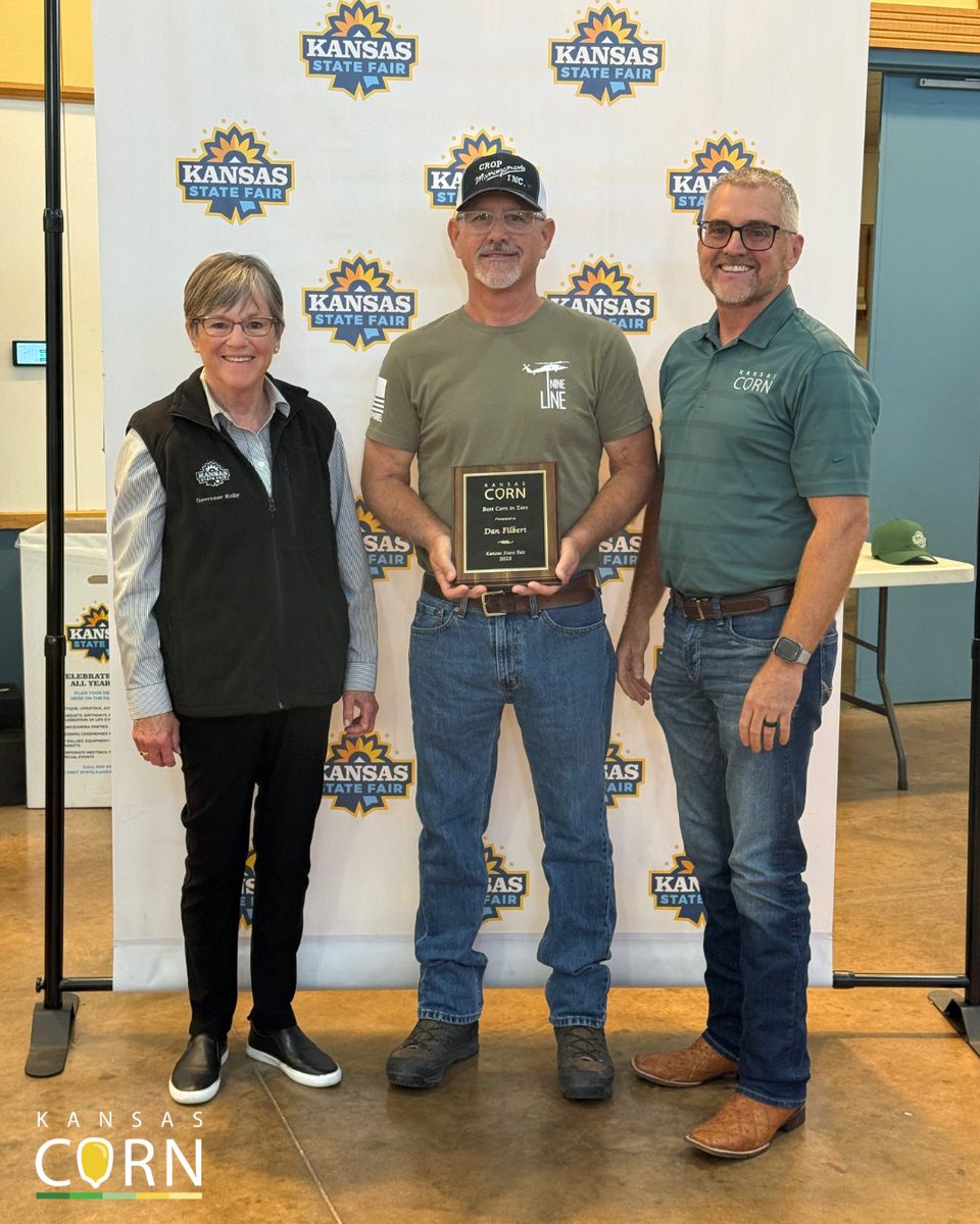 🌽👏 Big congratulations to Dan Filbert of Stafford County for taking home champion honors in the Best of Ears contest at the Kansas State Fair! 🏆 We’re proud to sponsor this award each year and celebrate some truly good-looking corn! 🌟
