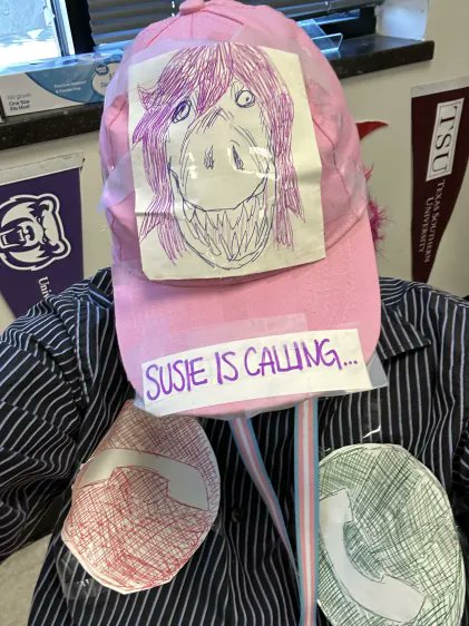 WEIRD VAL tweet media