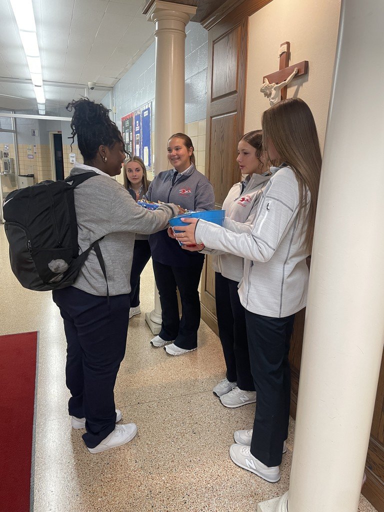💙Start with Hello Week – Day 2 💛
This morning, our Positive Peer Advocate Members spread a little joy by handing out snacks to brighten everyone’s day! 🌟 Small acts of kindness go a long way in building stronger connections and a welcoming community.