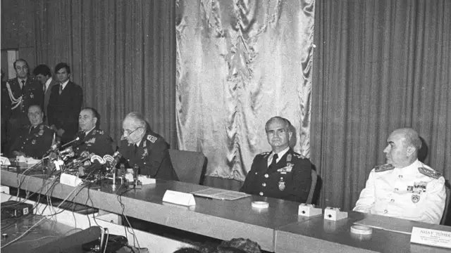 Basın Açıklaması:
Demokratik Türkiye Mücadelemiz Bastırılamayacak!

mmo.org.tr/merkez/basin-a…