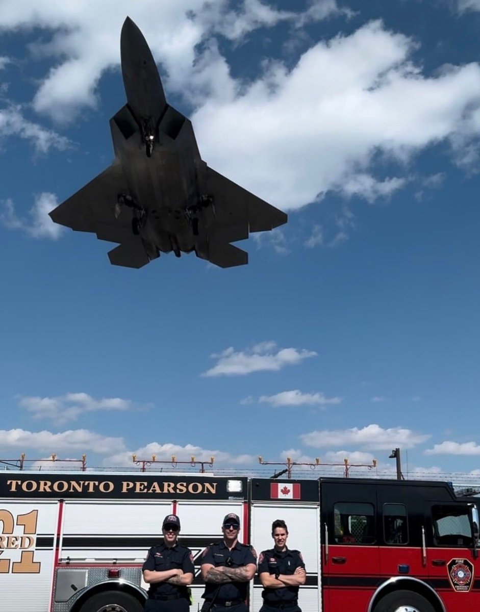 Deryn Rizzi tweet media