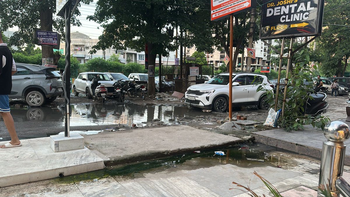 <a href="/AMRUTCityGzb/">Ghaziabad Nagar Nigam</a> 
Dear Sir / Madam, Vasundhara Sec-15, Ghaziabad road full of potholes &amp; broken surface. 🚧 Drainage &amp; sewage overflow = accident &amp; health hazard. Urgent repair needed before someone gets hurt! 🛠️ <a href="/ghaziabadpolice/">POLICE COMMISSIONERATE GHAZIABAD</a> <a href="/dm_ghaziabad/">DM Ghaziabad</a> <a href="/ghaziabad_amit/">Amit Sharma Ghaziabad</a> <a href="/PMOIndia/">PMO India</a>
