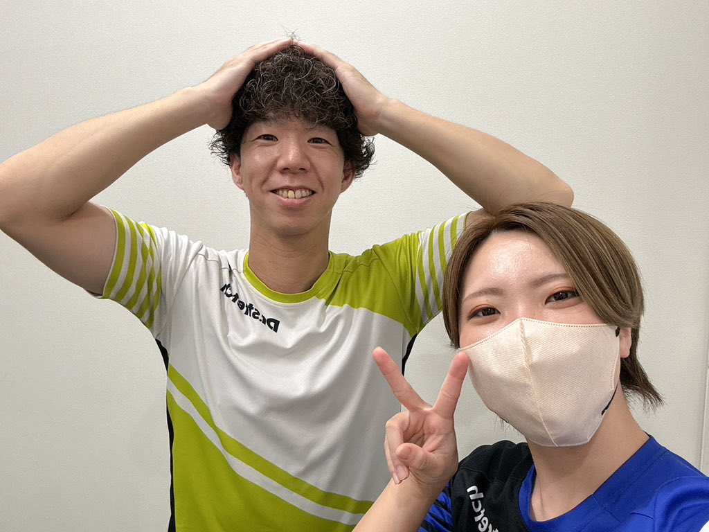 showhey812's tweet photo. 先日、神田トレーナーが府中まで来てくださいました🙇🏽‍♂️
お互いに試験に向けて意見を述べ合い、思考が整理されました✨
この技術がどのお客様に適して
アプローチした結果どうなるのか
そこまでフィードバックをいただけるので
とても学びになります🔥
またお願いしまーす！！
@rora33sagamiono https://t.co/mqHRtqvfS7