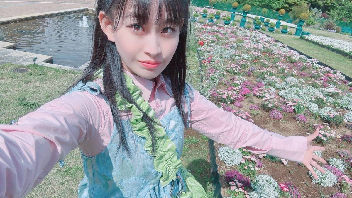 doki_karen1118's tweet image. #海浜幕張 のどこでしょう🌷🪷💐🌻🌼🪻🥀🌸🌺🌹
ちなみに私は歩いてたまたま見つけた場所なので把握してないのです
誰か分かりますか…？🍀✨️
綺麗なお花いっぱいだったよ😊