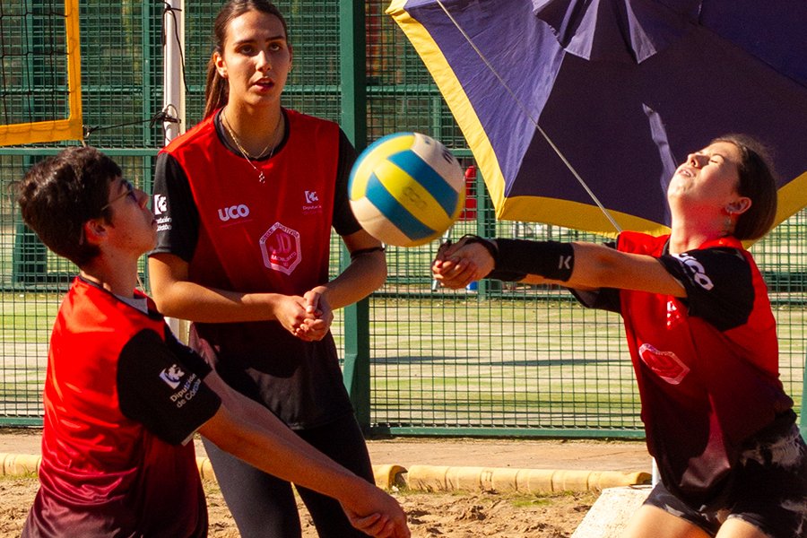 La edición 2025 de los Juegos Deportivos Bachillerato UCO se celebrarán los días 28, 29 y 30 de octubre. El plazo de inscripción se abre en breve. Los Interesados en recibir información pueden solicitarlo al mail deportes@uco.es, asunto: Interés Juegos Deportivos Bachillerato UCO