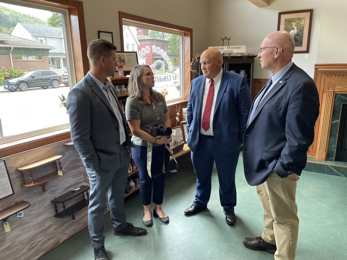 State Director Cabell attended a ribbon-cutting event for Cameron County Chamber’s small business incubator, which was financed under RD’s Rural Business Development Program. Thriving businesses are a keystone of our rural communities!