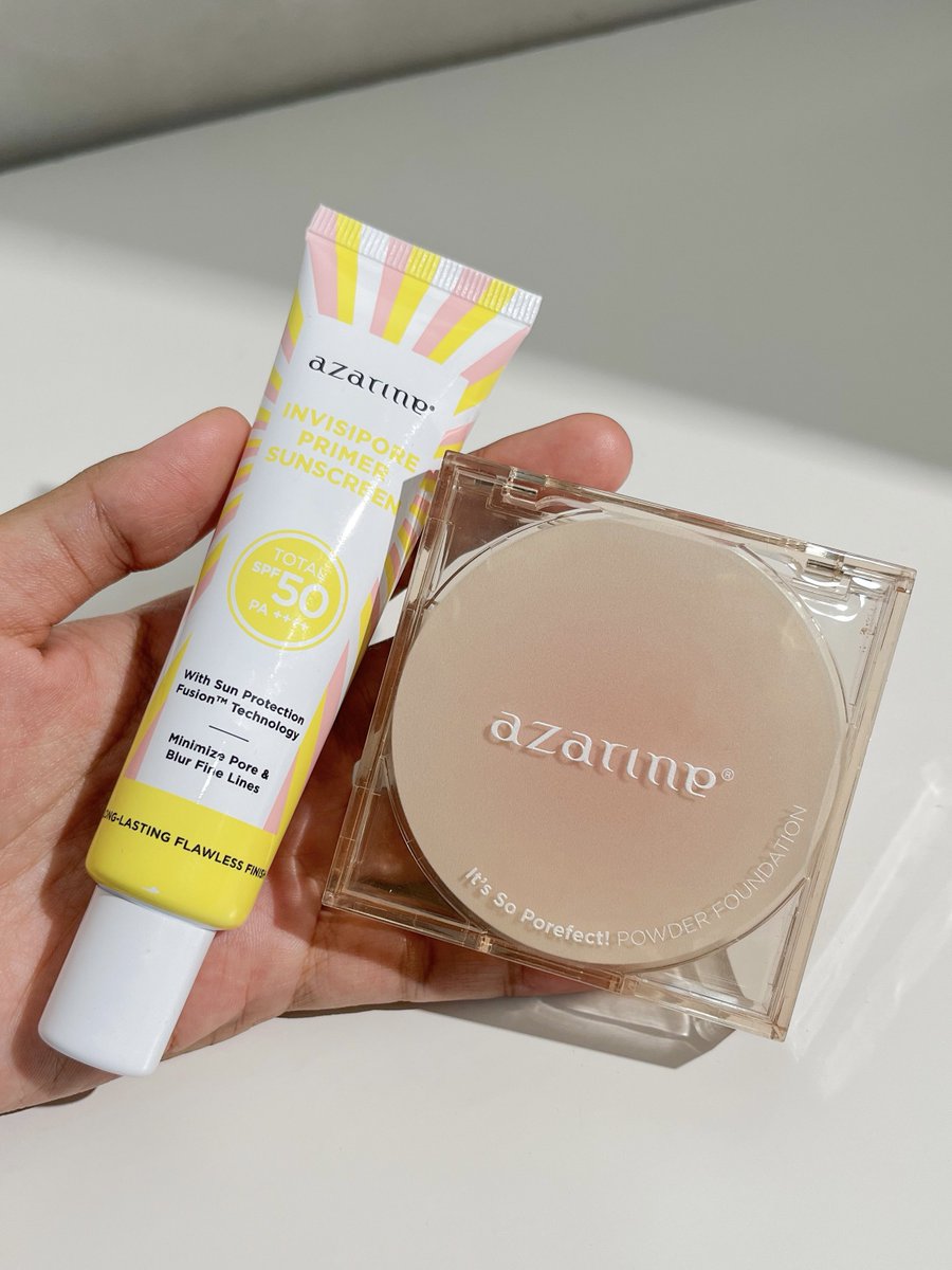 Complexion flawless cuma pake 2 produk✅ primer sunscreen + powder foundation!

Kalian harus tau ini primer sunscreen barunya Azarine cakep bgt😭💛 udah mah spf tinggi, gak bikin makeup longsor✨