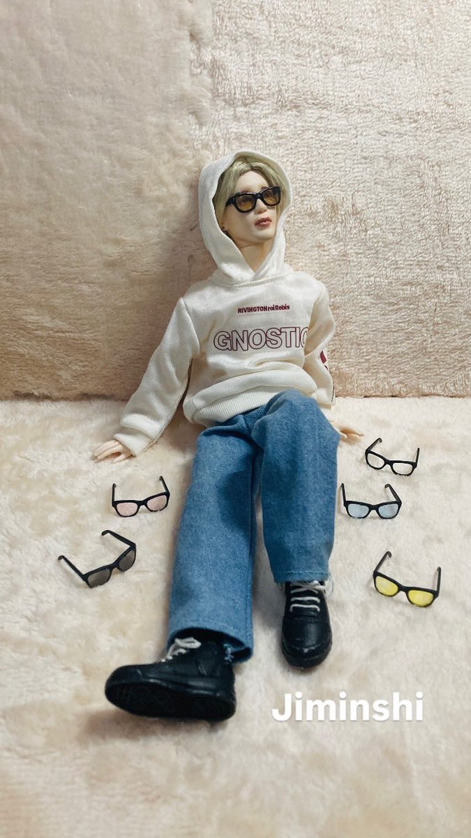 chiemin924's tweet image. 今日は午後から業者のように作業しましたꉂ🤣𐤔
目がしょぼしょぼww
#セルフリペ
#マテルドールbts