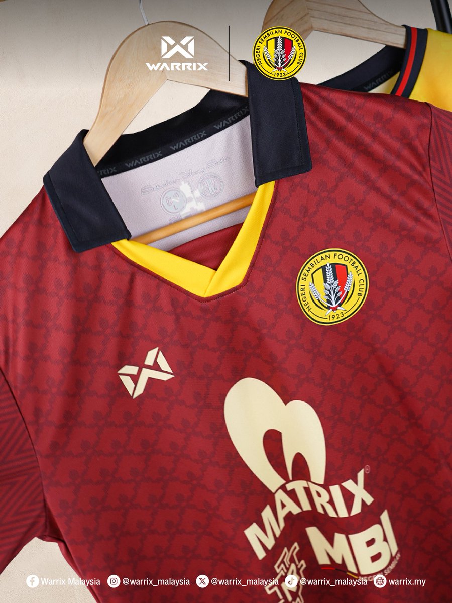 warrix_malaysia's tweet photo. 𝗡𝗦𝗙𝗖 𝗢𝗳𝗳𝗶𝗰𝗶𝗮𝗹 𝗝𝗲𝗿𝘀𝗲𝘆 𝟮𝟬𝟮𝟱-𝟮𝟬𝟮𝟲 - 𝗘𝗱𝗶𝘀𝗶 𝗣𝗲𝗺𝗶𝗻𝗮𝘁 💪🏼

Jersi Rasmi @nsfc1923 2025-2026 ‘Edisi Peminat’ Home &amp; Away kini boleh didapati di Warrix Concept Store Rahang!

#Warrix #EveryMoveMatters #NSFC #HobinJangHobin https://t.co/ZbCNTDd0ww
