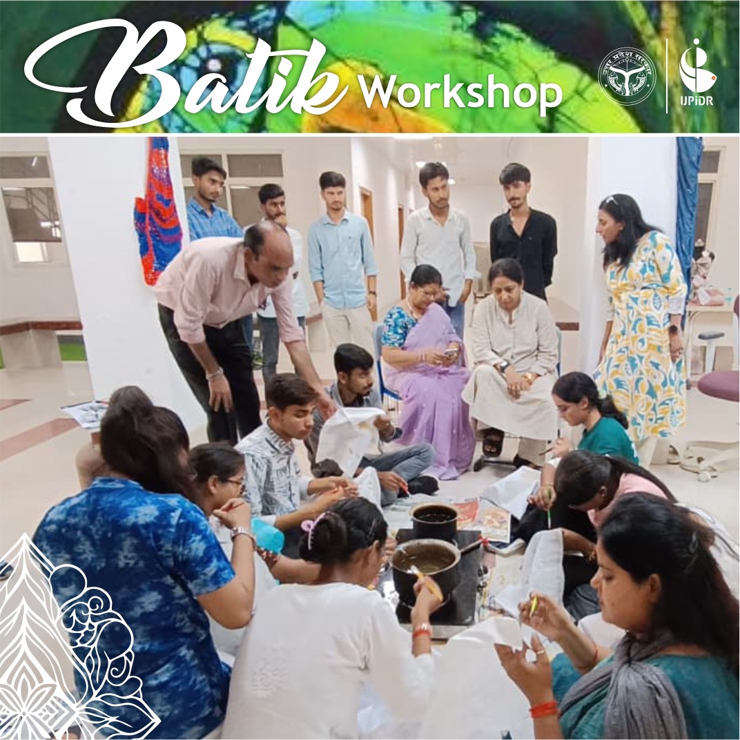 UpidrOfficial's tweet photo. Our students of #crafttechnology (1st & 3rd Sem) and B.Des (1st Sem), at UPIDR, experienced a two-day immersive Batik Workshop, from 10–11 Sept 2025, under the mentorship of National Awardees & Shilp Gurus — Mrs. Madhuri Mishra & Mr. Vinod Mishra.
The workshop, graced by the esteemed presence of our Hon’ble Chairman Ma’am, was an inspiring journey into the world of heritage crafts, blending tradition with creativity.
The students not only learned the intricate techniques of Batik but also discovered the cultural stories behind this timeless art form.
It was indeed a celebration of craft, learning, and inspiration — nurturing the next generation of designers to keep our rich traditions alive!
#UPIDR
#bestinstitute
#MSME