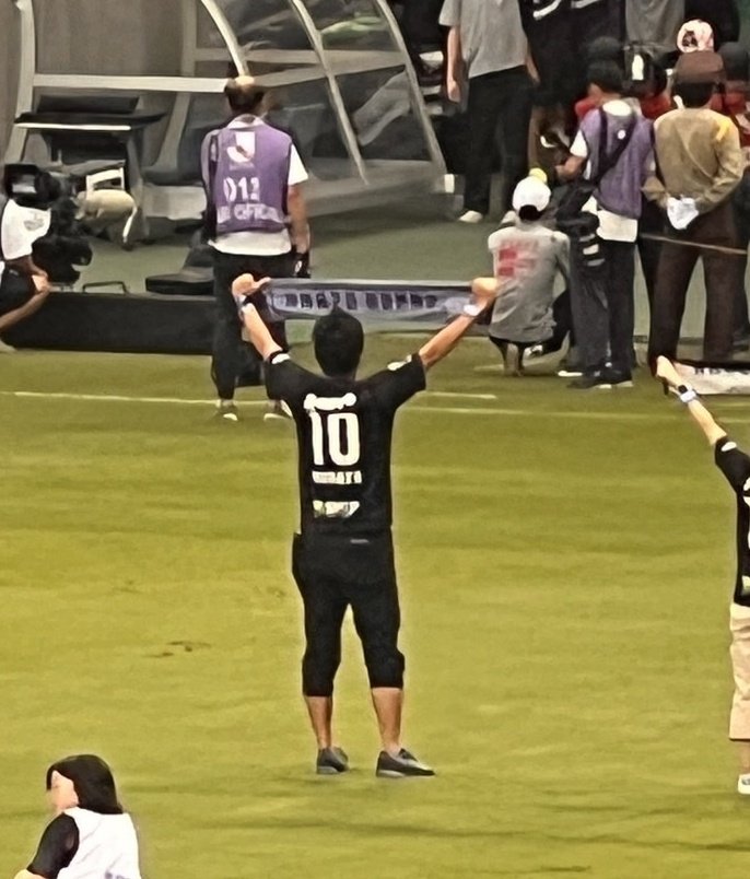 EP3koji's tweet photo. 明後日の浦和戦、ウェルカムサポーターに当選！（2回目）
パナスタのピッチにまた立てる！ https://t.co/VpPoSs8T0a