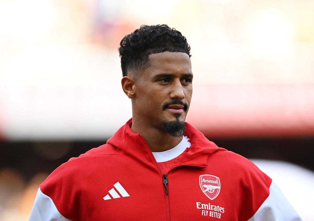 🚨 BREAKING from <a href="/DahbiaHattabi/">Dahbia Hattabi</a>:

Arsenal have offered a new 5-year contract to William Saliba.

There is no agreement yet, but discussions will continue between the Gunners and the Frenchman. 🤝