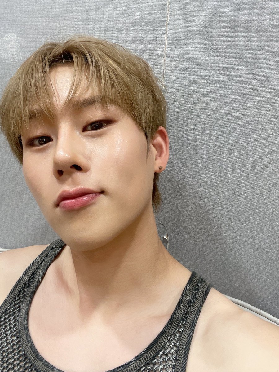 두번째 주 엠카도 종료완료~
사랑한다 몬베베💛 #주헌