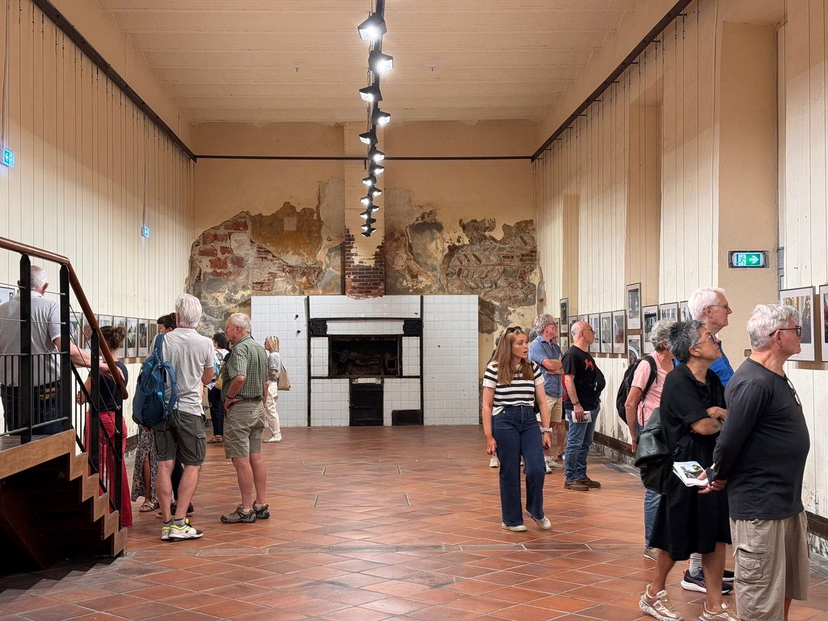 Molt recomanable i alliçonadora la visita al Festival Internacional de Fotoperiodisme Visa pour l'Image de Perpinyà, que mostra en diferents espais una selecció dels millors temes fotoperiodístics d'arreu del món. 

Entre els espais que acullen l'esdeveniment, en destaque. el