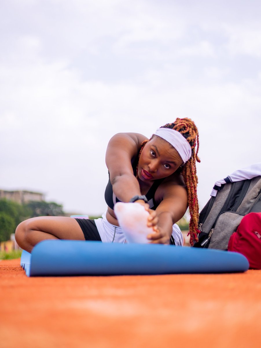 AdedoyinTVS's tweet image. TEAM: 🏃🏾‍♀️🏃🏿‍♀️🏃🏿‍♂️🏃🏾‍♂️I photographed athletes from the track team of Sociology's 400 level during the department's HOD Games (2025) at the University of Lagos. #trackteam #athletes #elysians #year4 #team #trackevents #school #games #sociology #unilag #universityoflagos #lagos #photograph