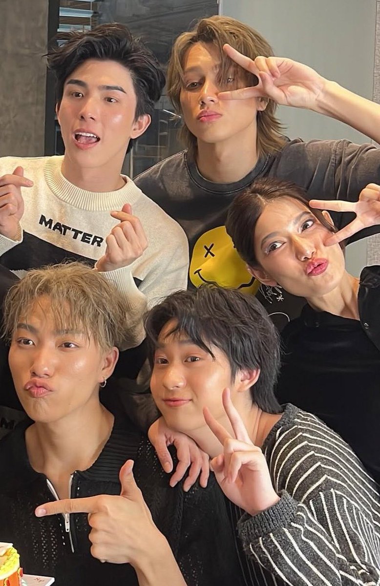 TopFormがヒットしたのはキャストの演技が素晴らしかったからというのも理由の一つだと思います。素晴らしい演技をしてくれたキャストを無下に扱わないでください。

WETV and HLN Respect TopForm
#WhereIsJin
#TopFormAllOrNothing