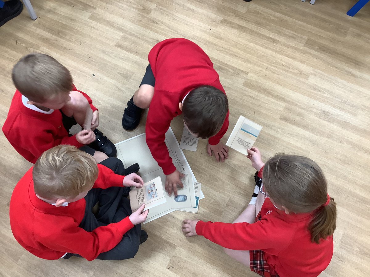 Class2Aspull's tweet image. Ask us…is it safe to share online? #acpscomputing #onlinesafety